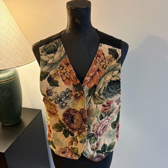 VTG JH Jeans Wear 90’s Floral Tapestry Button-front Vest (M) Cottage Castlecore - Picture 3 of 11